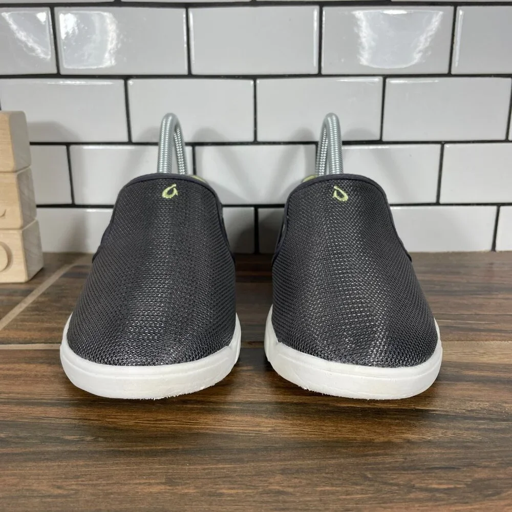 OluKai Pehuea Maka Youth Girls Size 4 Shoes Gray Drop In Heel Comfort Slip Ons